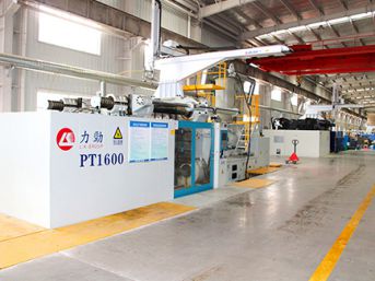 Verkstad för formsprutning av plast