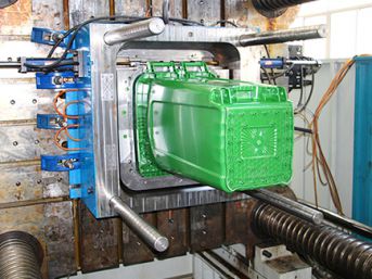 Plastinsprutningsmaskin